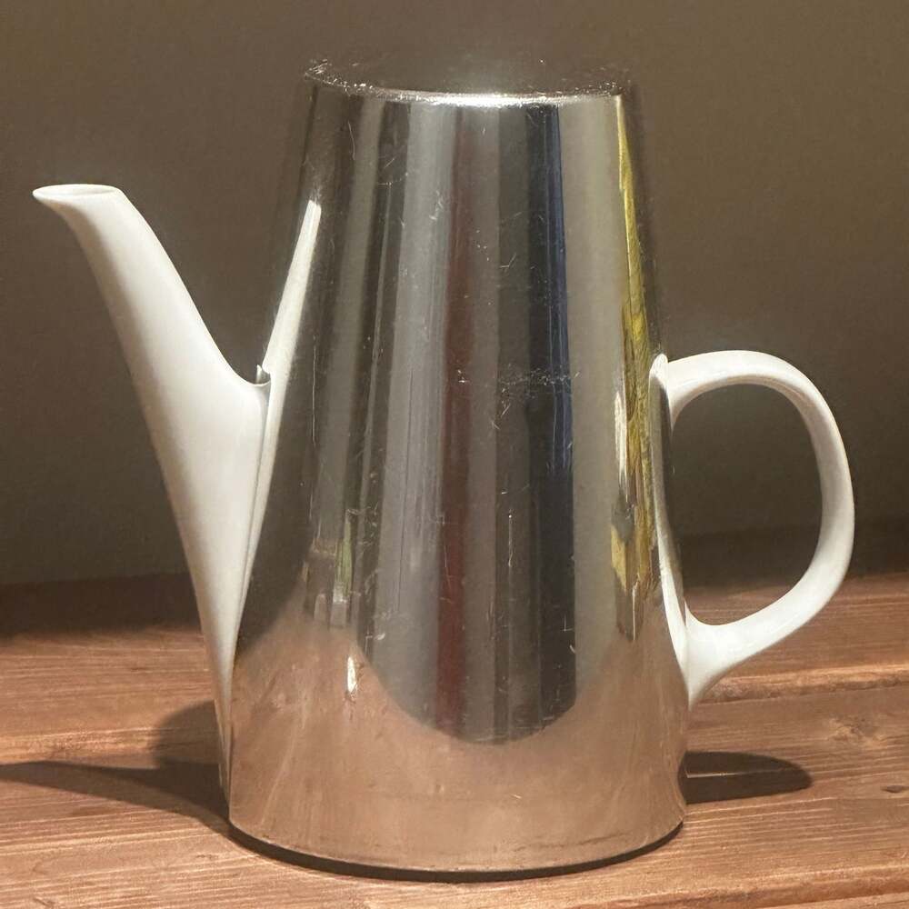 Melitta White Porcelain Coffee/Tea Pot with Silver Insulated Cover MCM